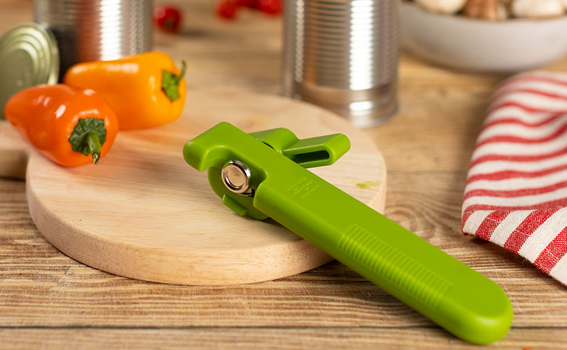 Compact Safety Can Opener